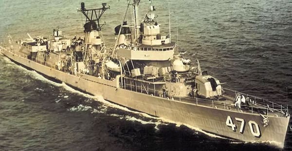 A picture of a destroyer escort in the water