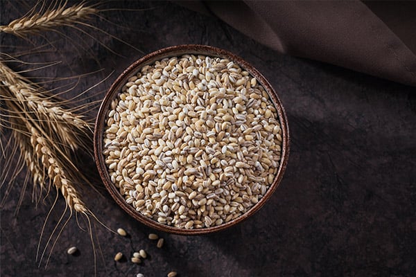 image of cereal grains in a bowl, cereal grains are a source of beta-glucans